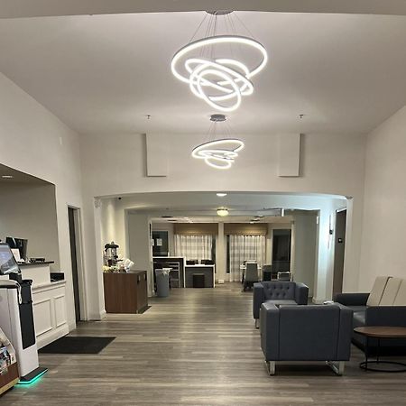 Wingate By Wyndham Dublin Near Claytor Lake State Park Εξωτερικό φωτογραφία