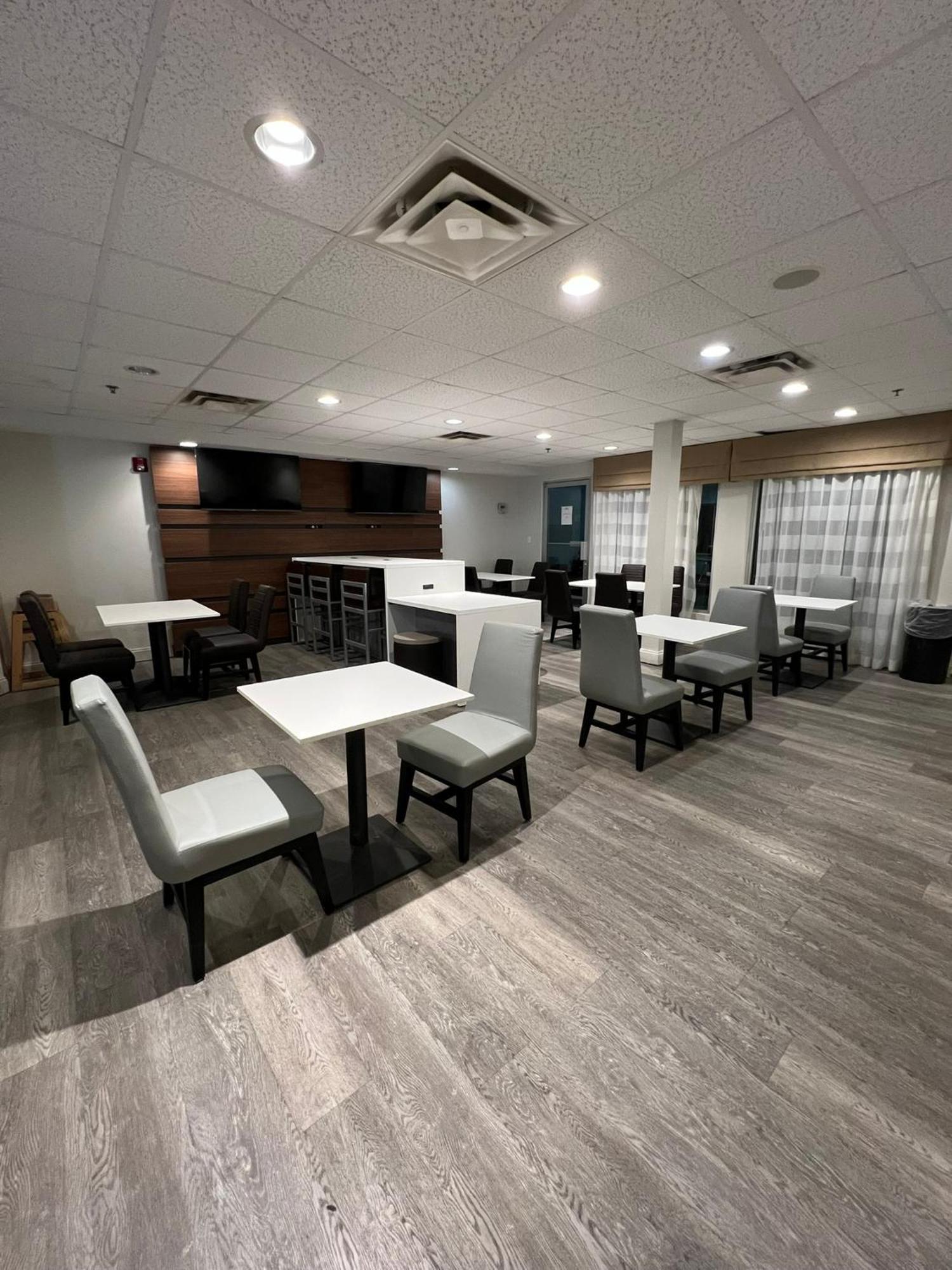 Wingate By Wyndham Dublin Near Claytor Lake State Park Εξωτερικό φωτογραφία